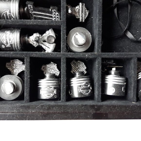 VINTAGE Harley Davidson Chess Board - Picture 4 of 8